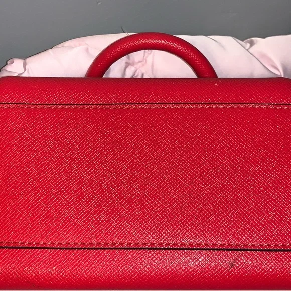 GUESS Red Satchel Bag gently used ❤️ - Picture 6 of 6